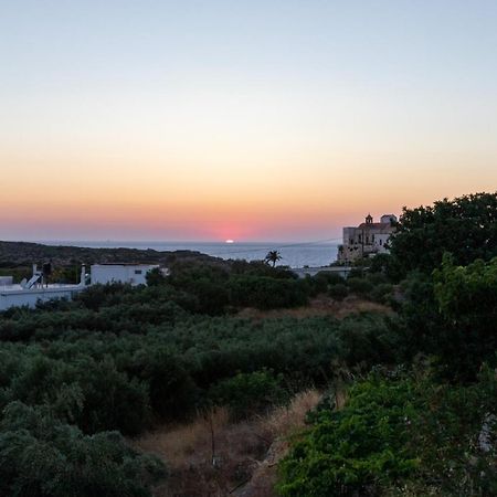 Thea Studio Agios Pandeleimon  Buitenkant foto